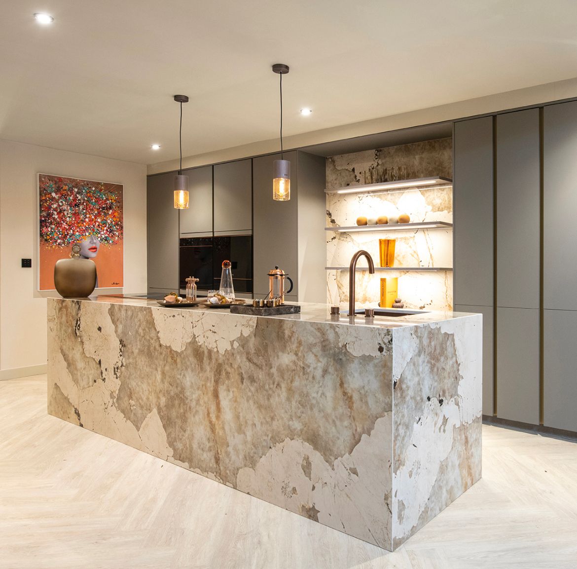 10. Dekton